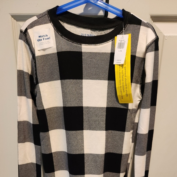 2 Old Navy Black Buffalo Plaid Pj's. Unisex Size 10. One NWT. One Worn few times - Picture 2 of 13